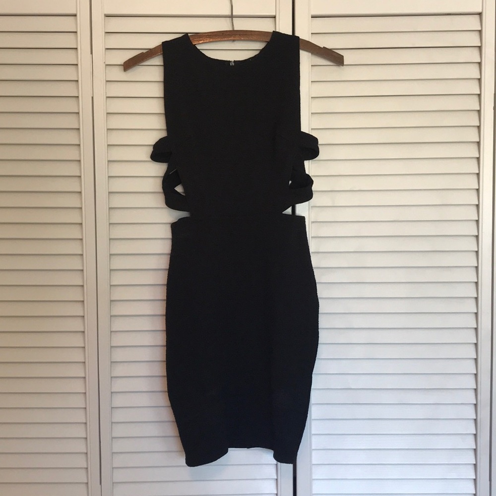 Boohoo black bodycon dress